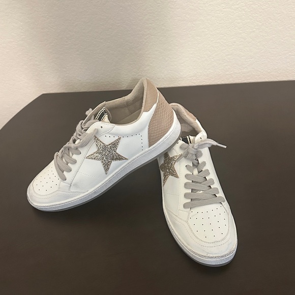 ShuShop Shoes - Stylish White Shu Shop tan, white and Gray Women's Sneakers.